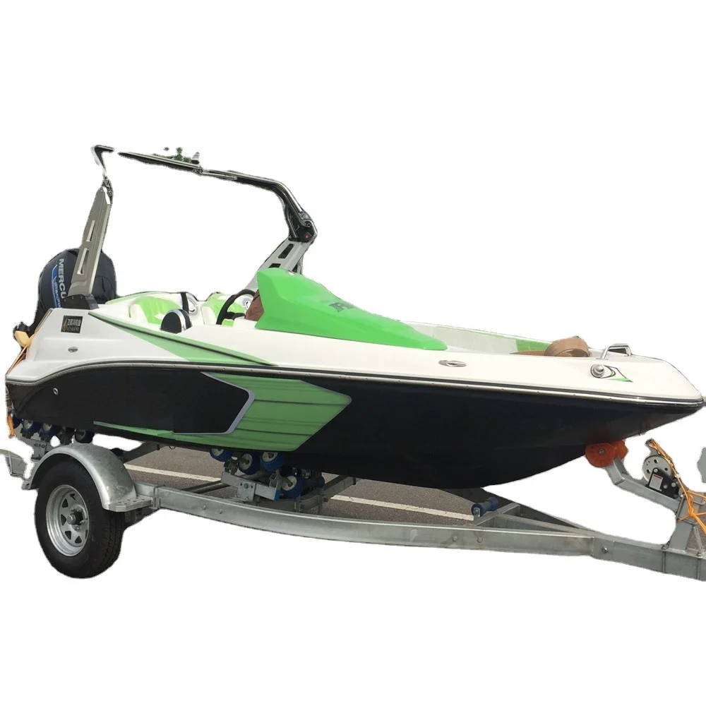 Мини-лодка-парусник с мотором, 4,8 м