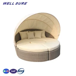 High End Waterproof Outdoor Rattan Furniture Lounge Chaise Sunbed Canopy Bed Round Sun Lounger Terrace Day Bed