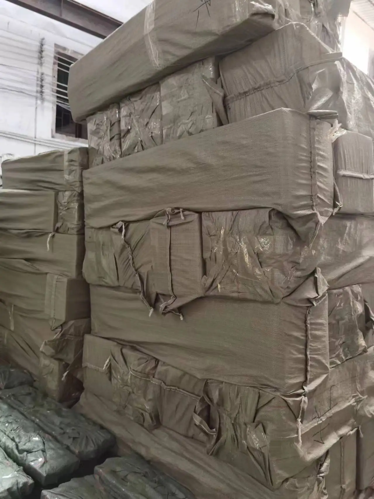 Osum 4m 5m 6m acrylic led street light poles black white blue painted aluminum metal poles lamp post outdoor