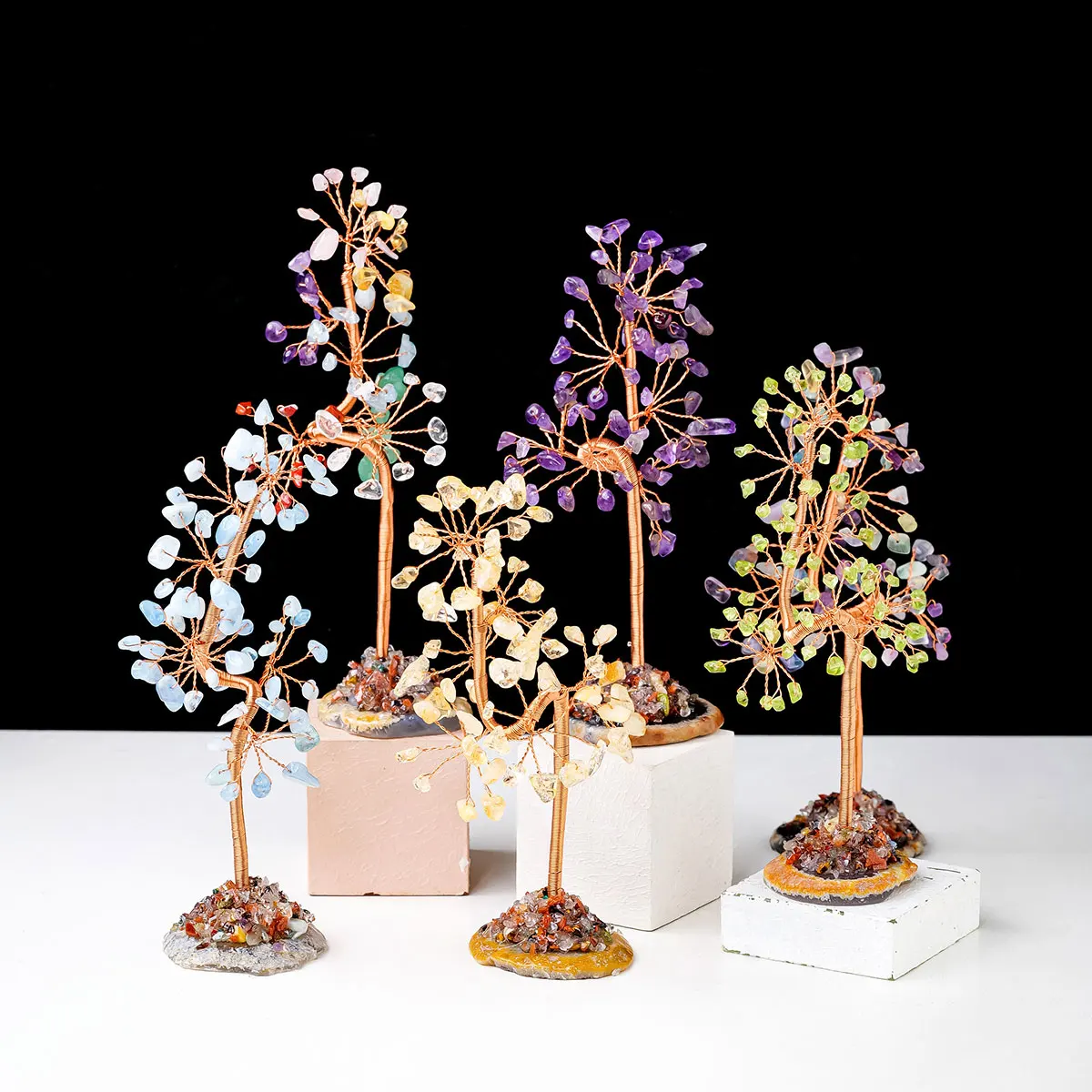 Wholesale Natural Crystal Seven Chakras Money Tree Hand Carved Agate Base Gravel Flower Lucky Tree For Decor