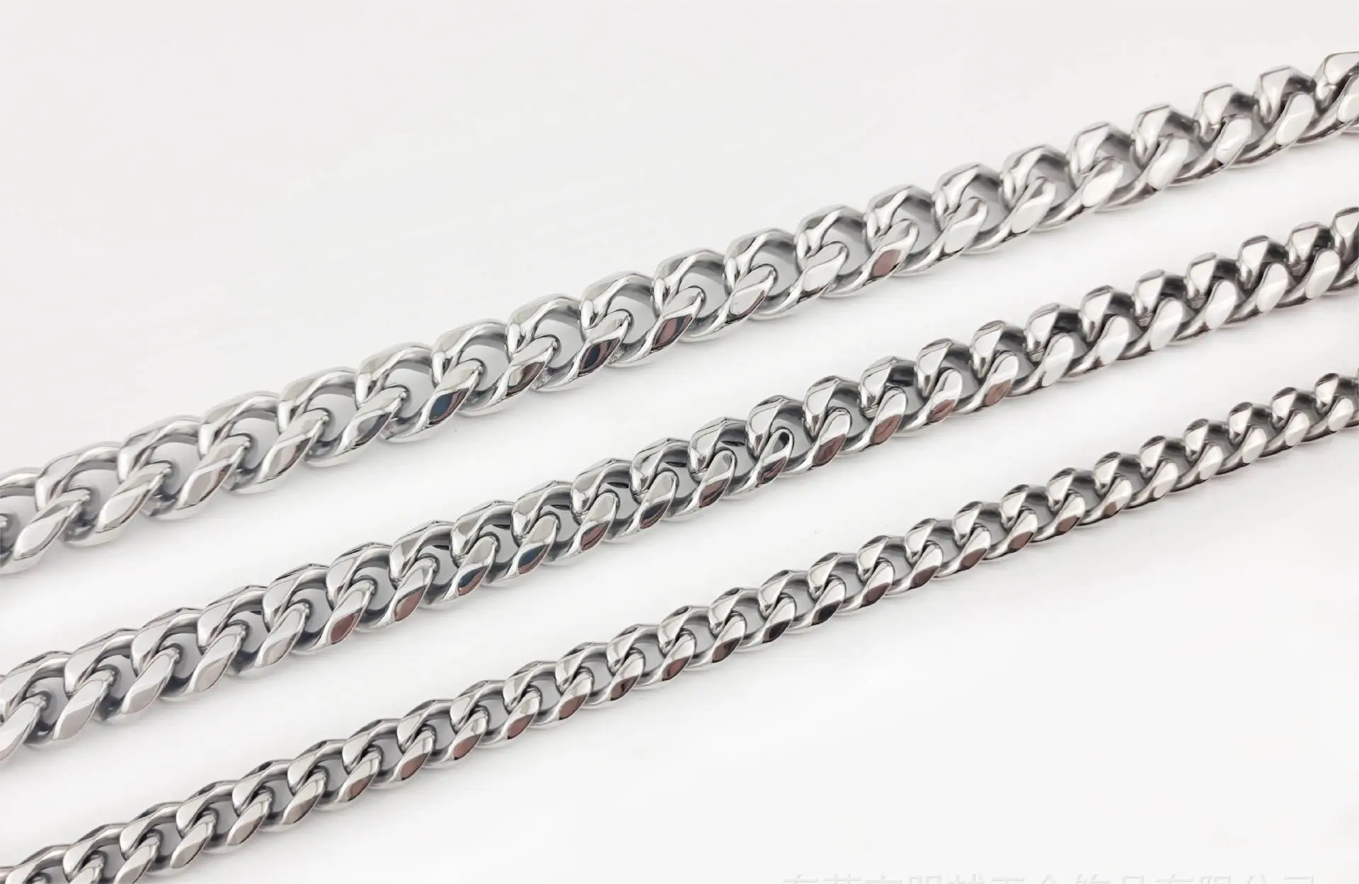 15mm stainless steel dog chain real vacant gold -plated snake chain mirror polishing training  dog collar P chain dog collar
