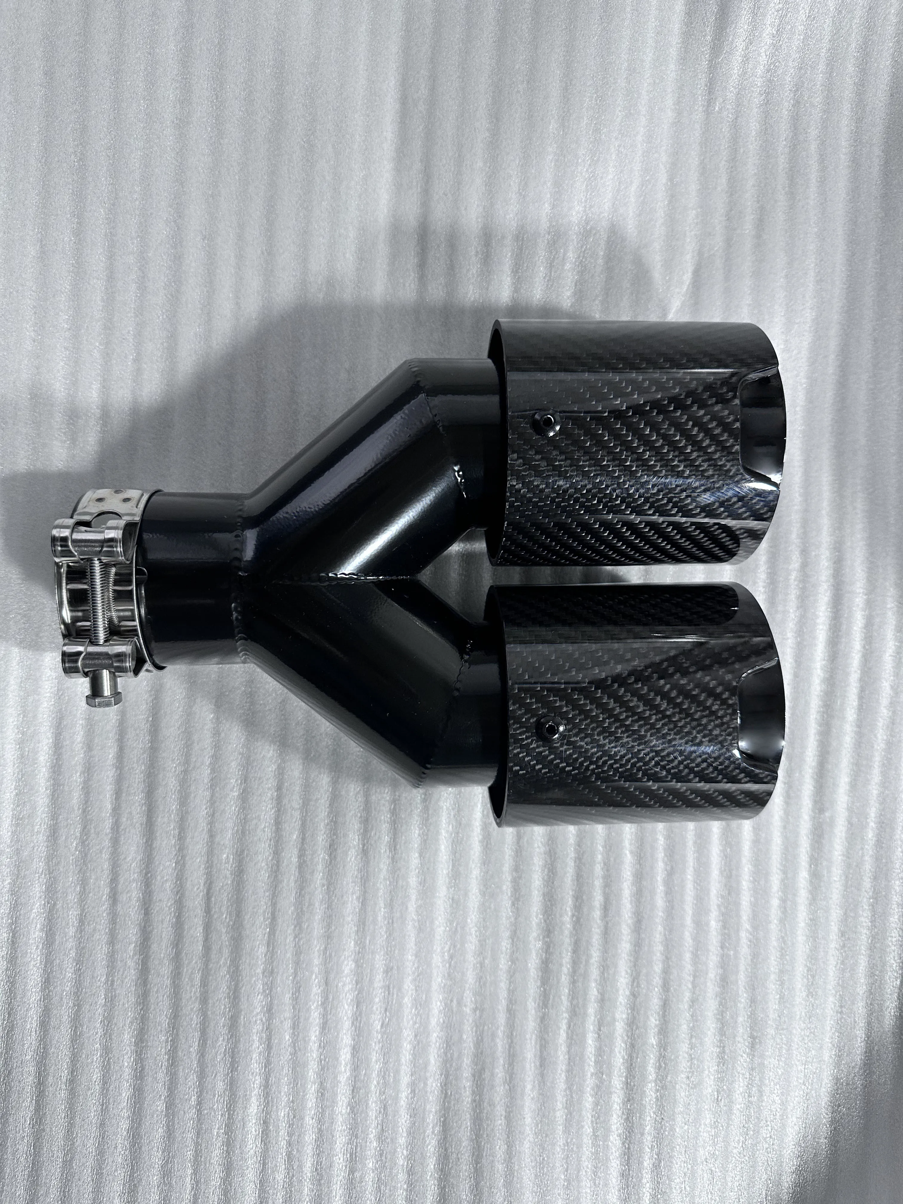 2.5' 63mm For BMW Carbon Fiber Dual Exhaust Dual End Tip Tail Pipe Muffler Black