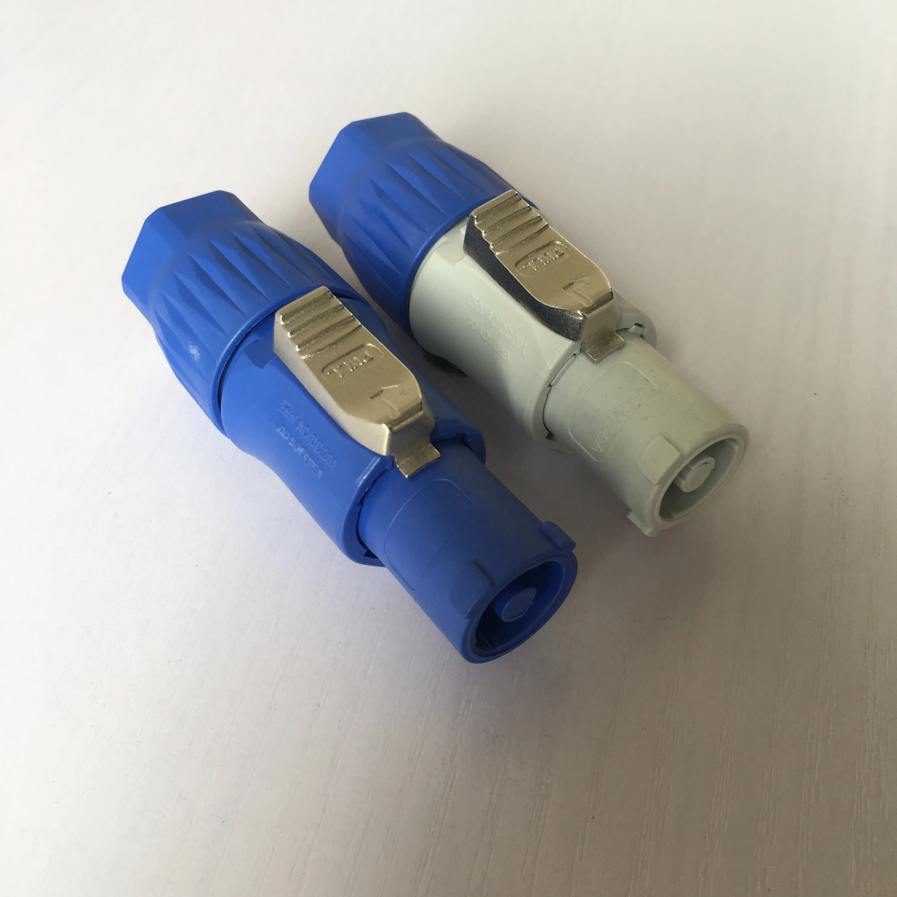 Waterproof 3Pin AC Power Connector Male Plug 20A/250V AC Power Plug for Stage Light LED Screen Wire Connector