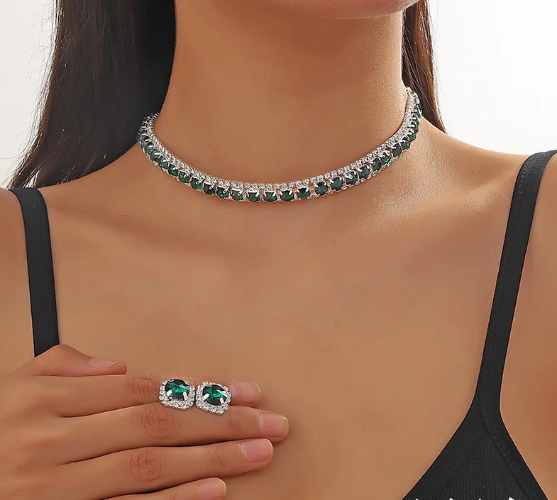 Luxury Jewelry Sets 2023 Claw Chain Rhinestone Necklace Earrings Brass Silver Set Wedding Emerald Jewelry Set For Women