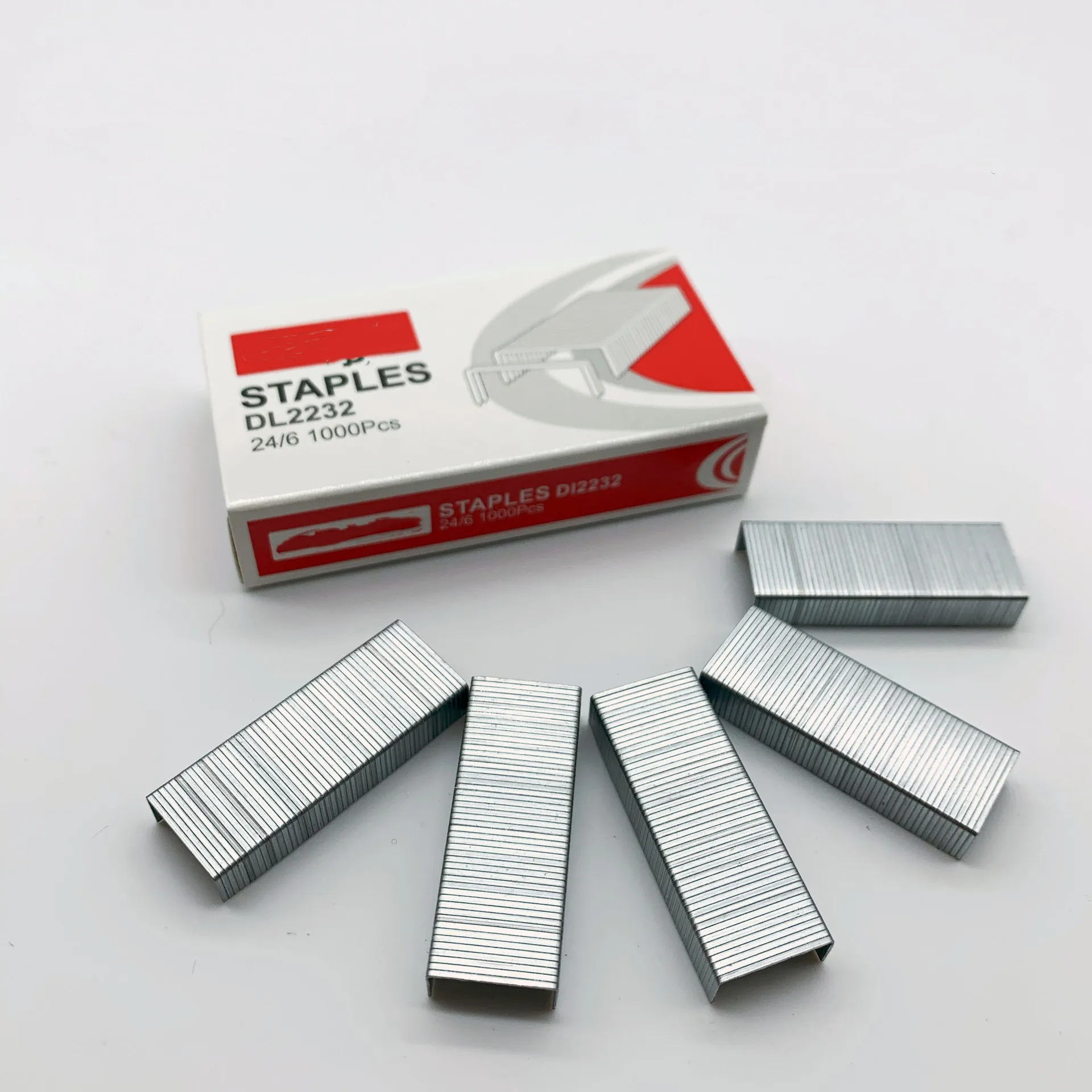 Office Binding Stationery Supplies High Quality Uniform Staples 24/6 General Staples Metal Binding Staples