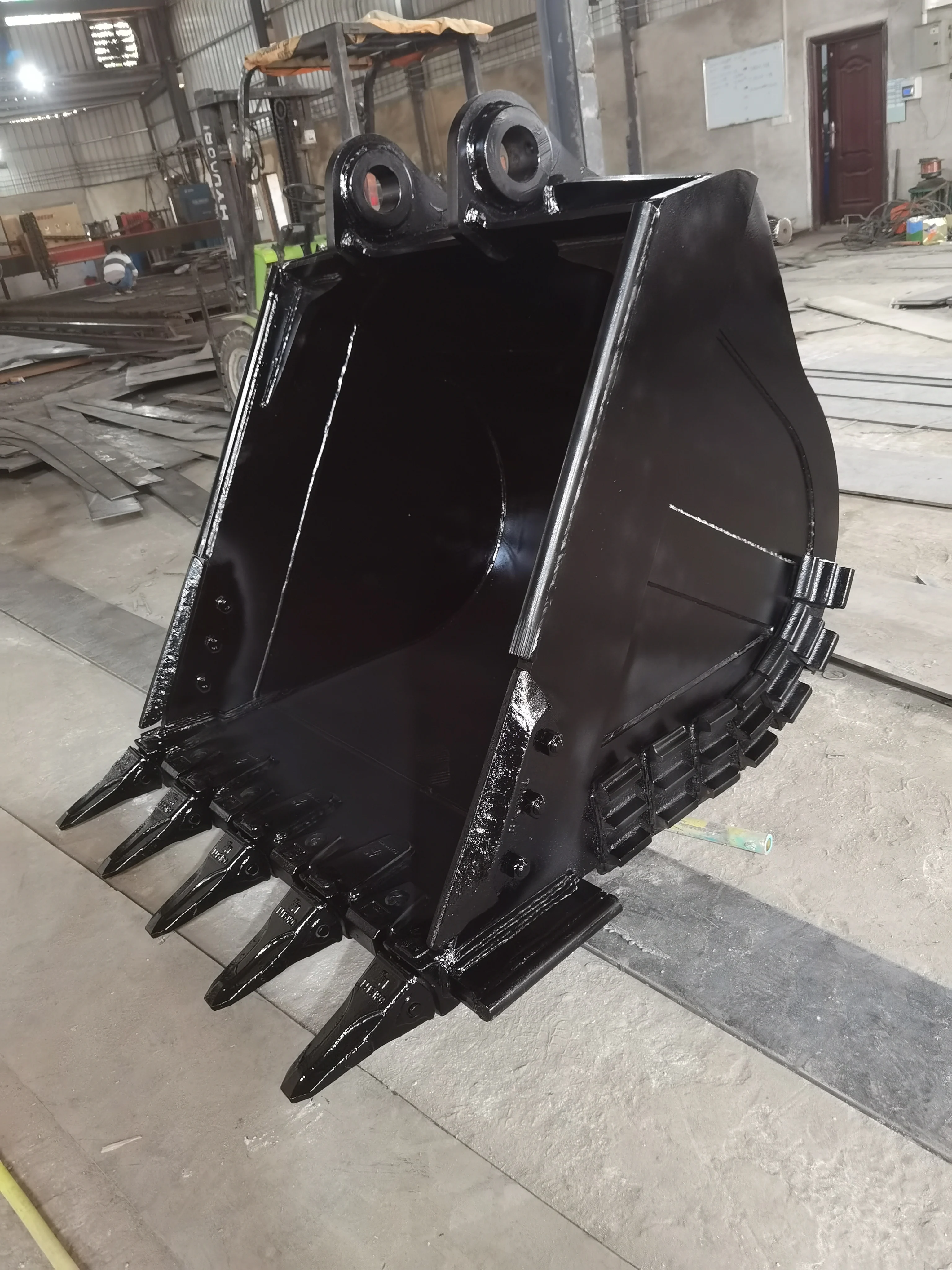 Customized High Quality Steel Excavator Standard Crusher Bucket Excavator Rock Bucket