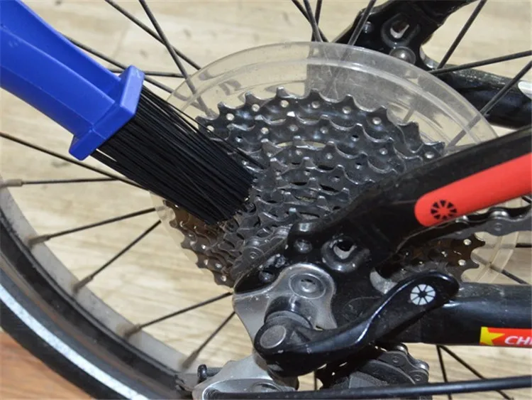 
Newest Sale Bicycle Cycling Crankset Chain Brush,Motorcycle Bike Chain Cleaning Maintenance Brush 