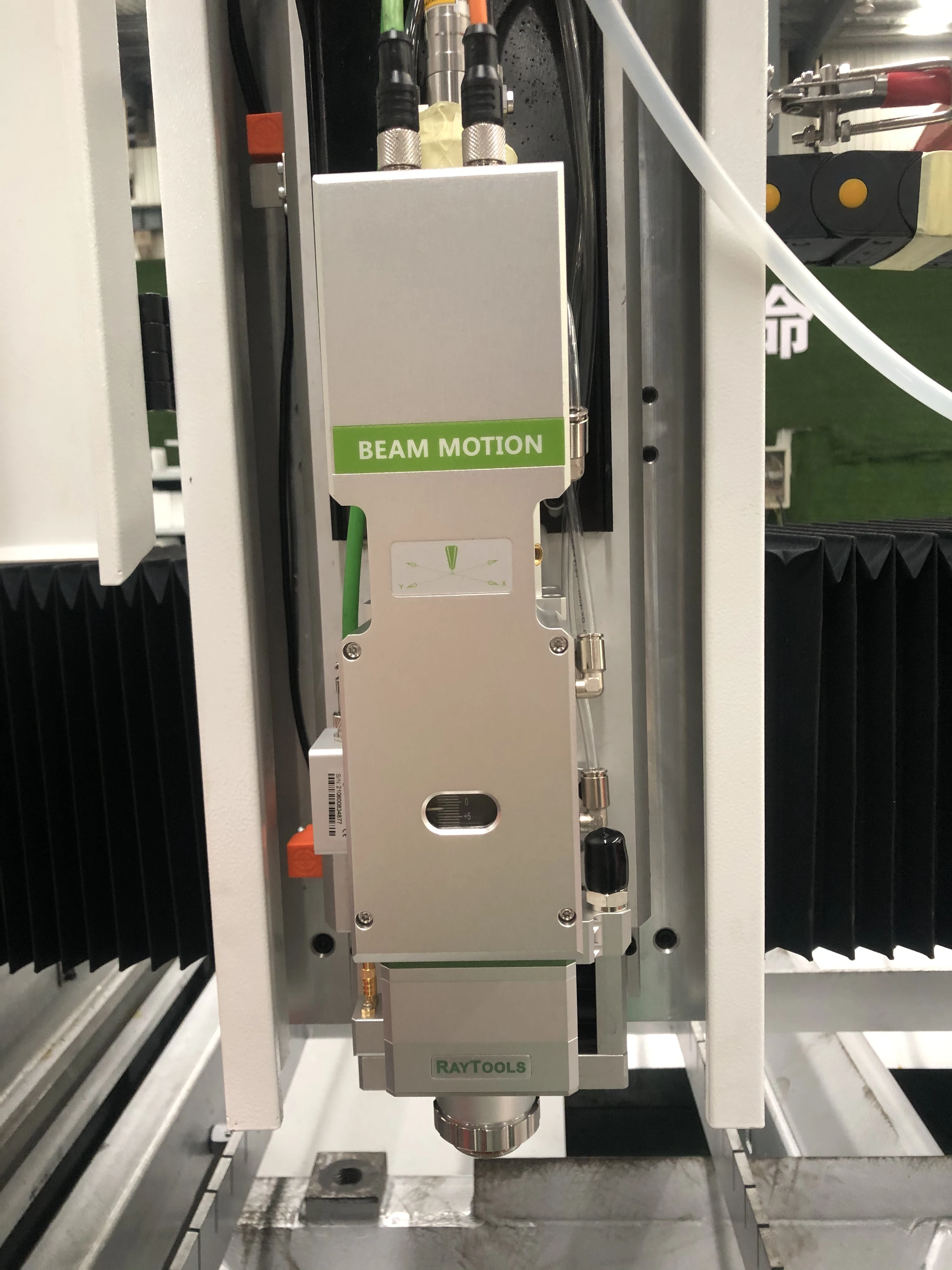 AU3TECH 0-2kw A230E Automatic Focusing Laser Head Autofous Laser Cutting Head