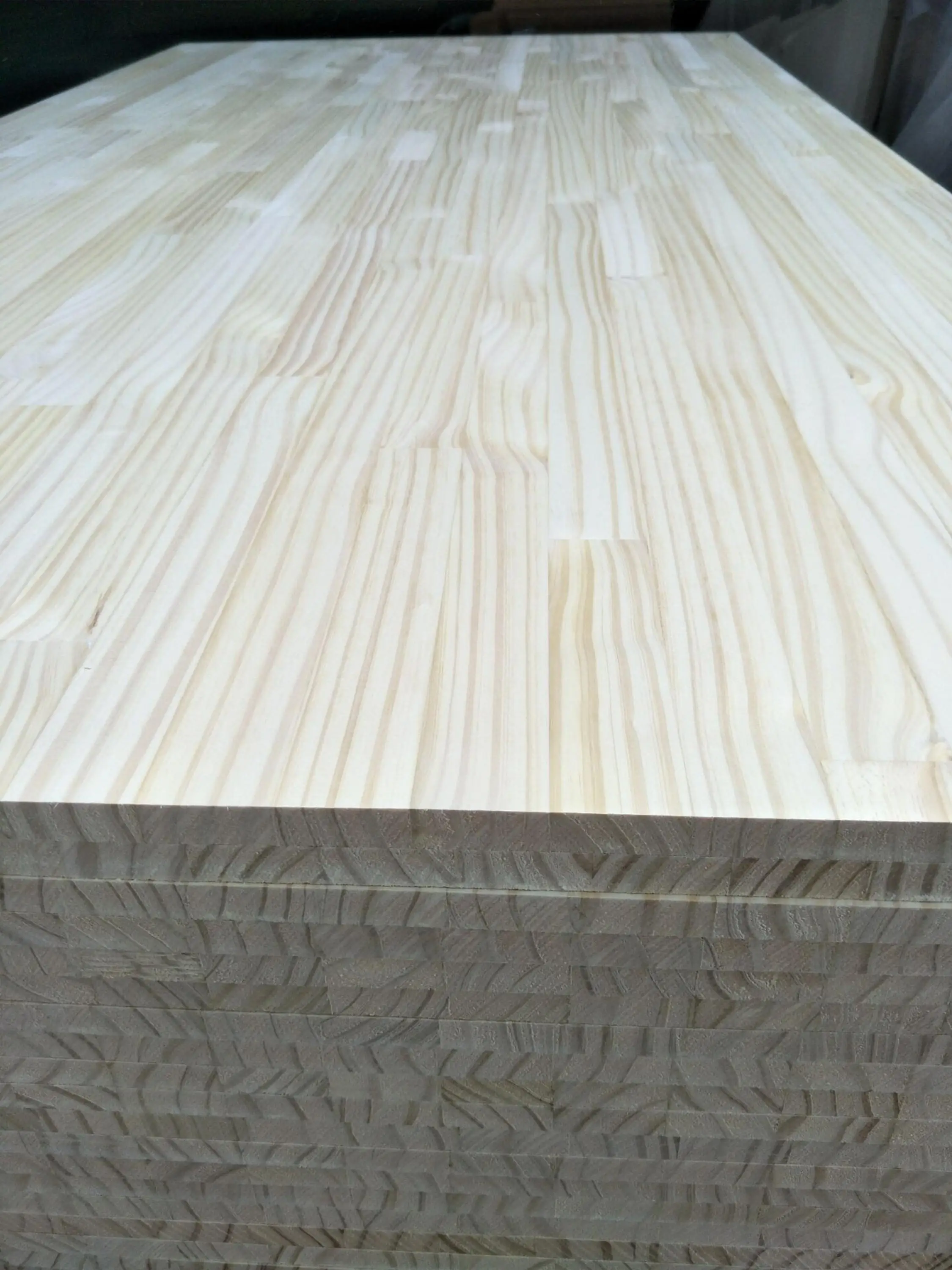 Radiata Pine Wood Finger Joint Board Pine Board Wholesale Solid Pine Board