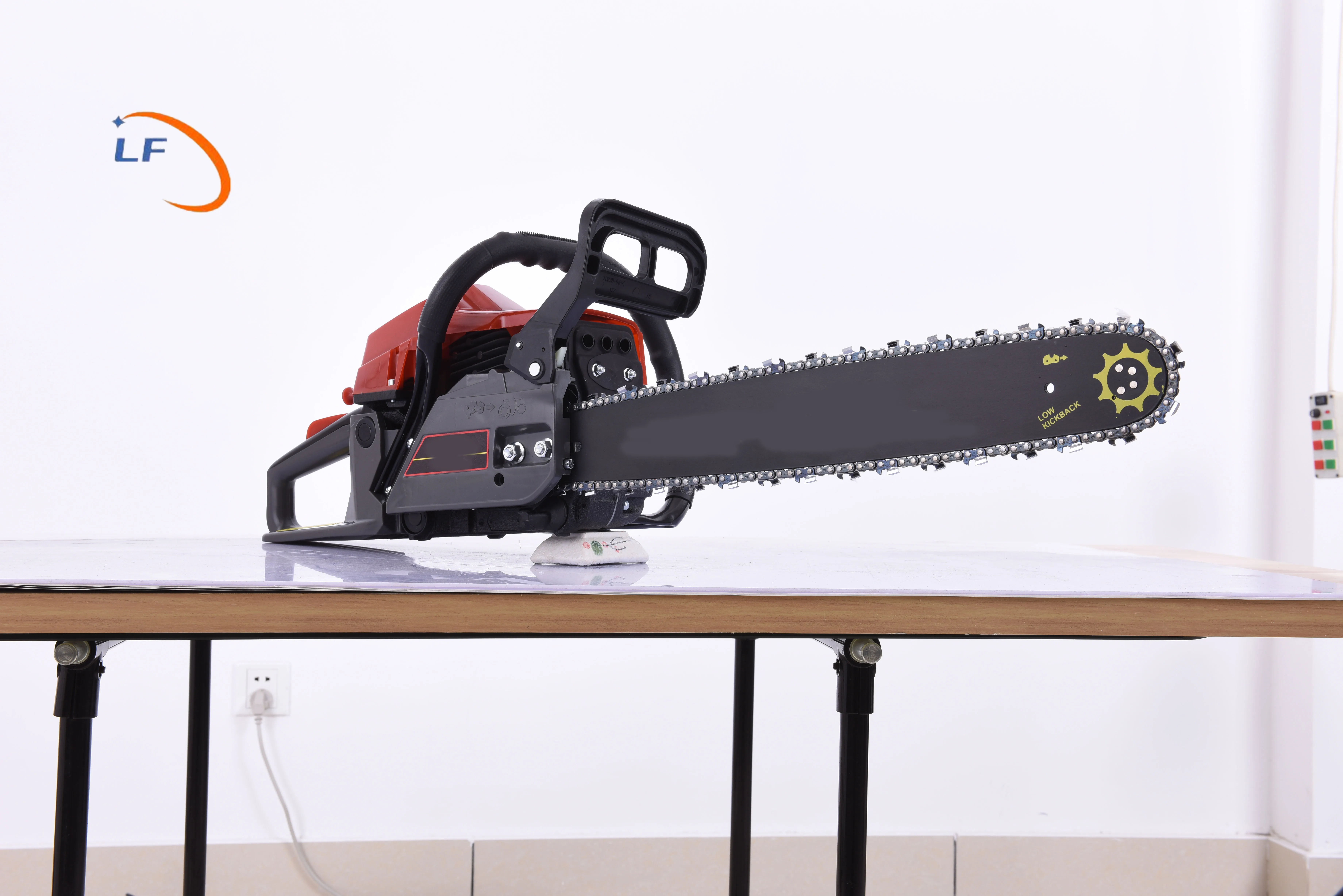 tree cutting chainsaw petrol 52cc heavy duty chain saw with automatic lubrication