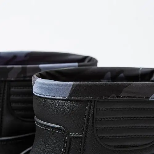 New Plastic Cement & PVC rain shoes Boots waterproof shoes anti-skidding black 422143