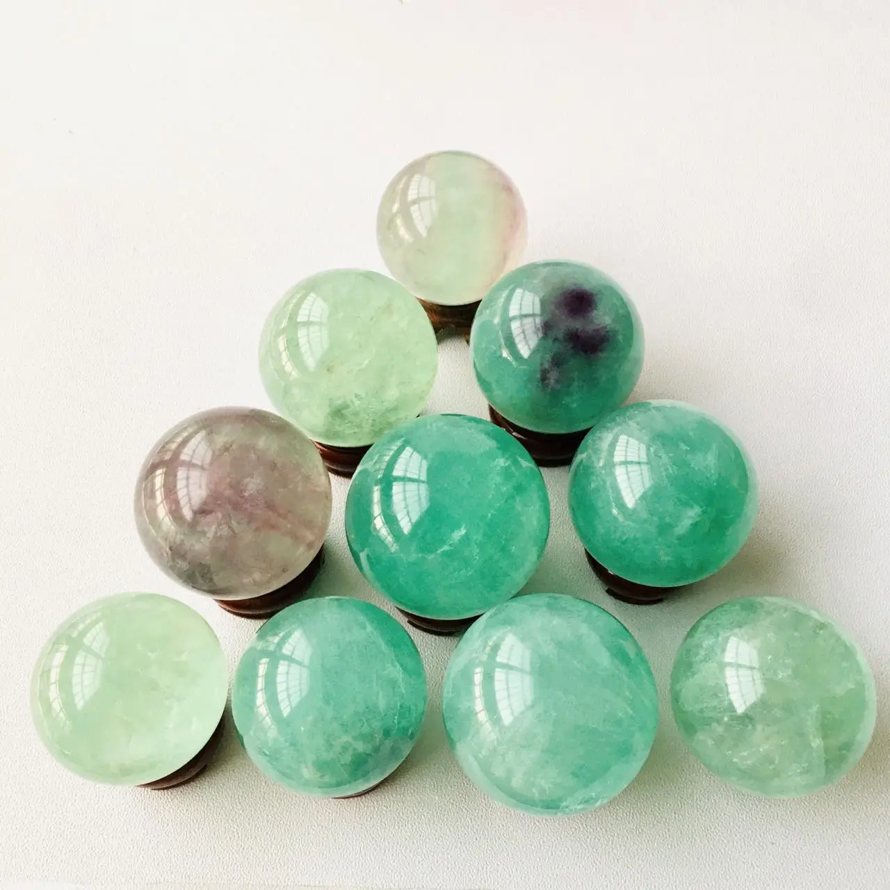 Hot Sale Products Healing Stone Natural Clear Transparent Rainbow Green Fluorite Sphere Crystal Ball
