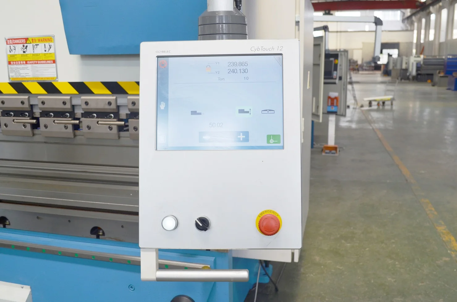 
sheet metal hydraulic break forming press brake machinery with delem cybelec estun 