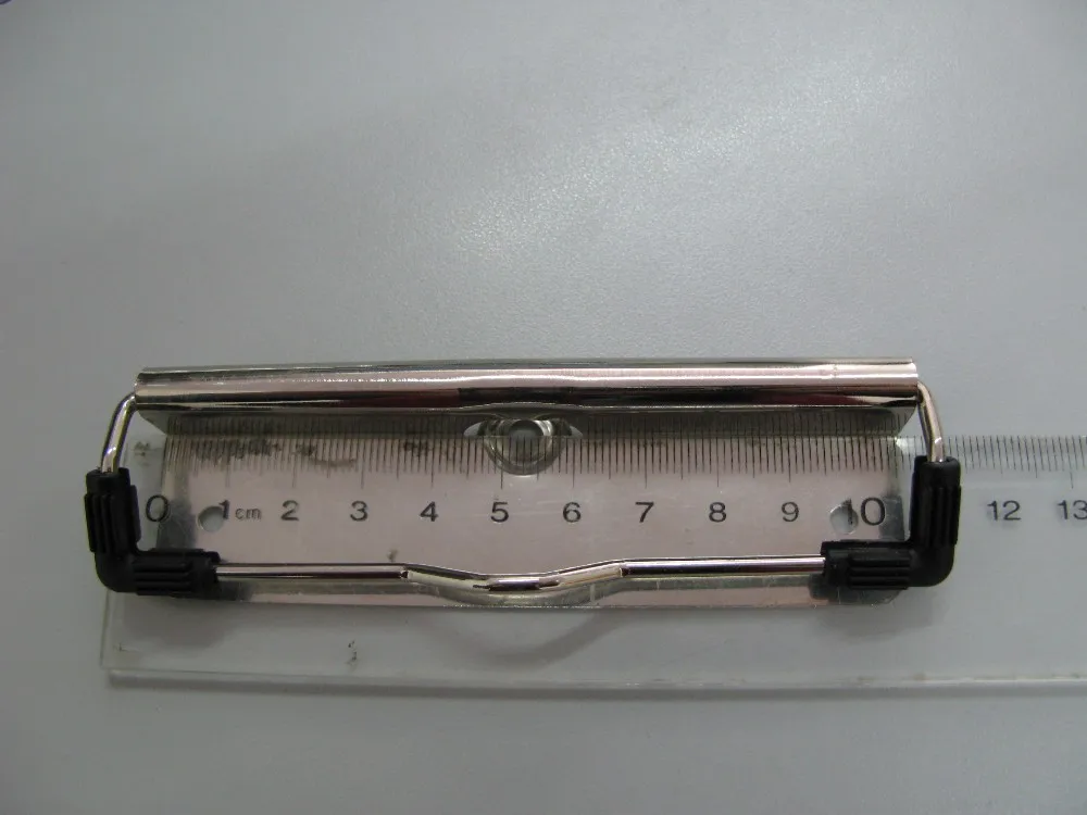 Fashionable cheap price clear delicate iron wire clip For Business School Hospital Office Clipboard A4