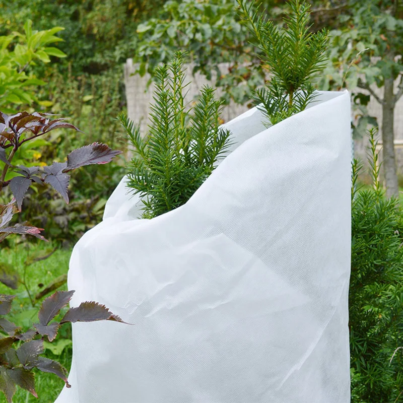 PP Non-Woven Frost Blankets for Garden Waterproof Freeze Protection Floating Row Cover for Cold Weather Box Packing