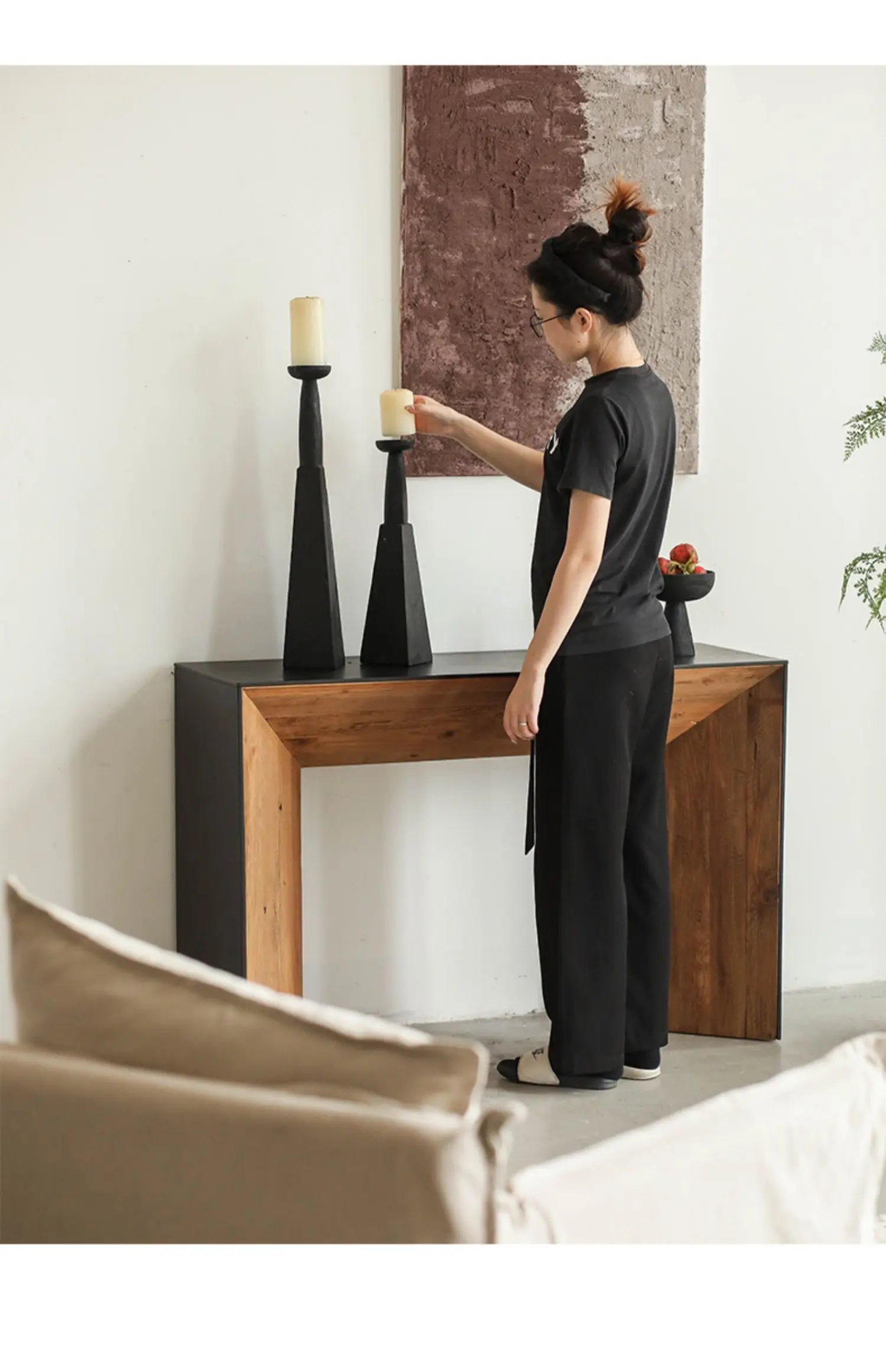 Роскошный современный консольный стол в минималистичном дизайне для прихожей из массива дерева во французском стиле