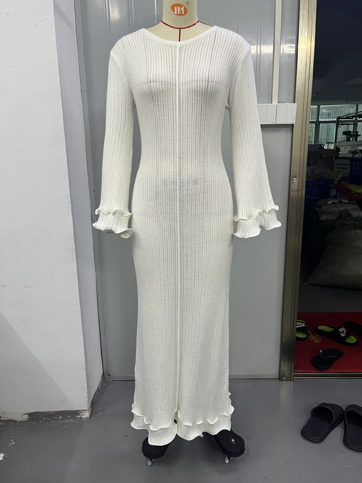 GX0204 Good Quality Spring Autumn Dress Perspective O-Neck Long Ruffle Sleeve Slim Fit Knitted Evening Maxi Dresses