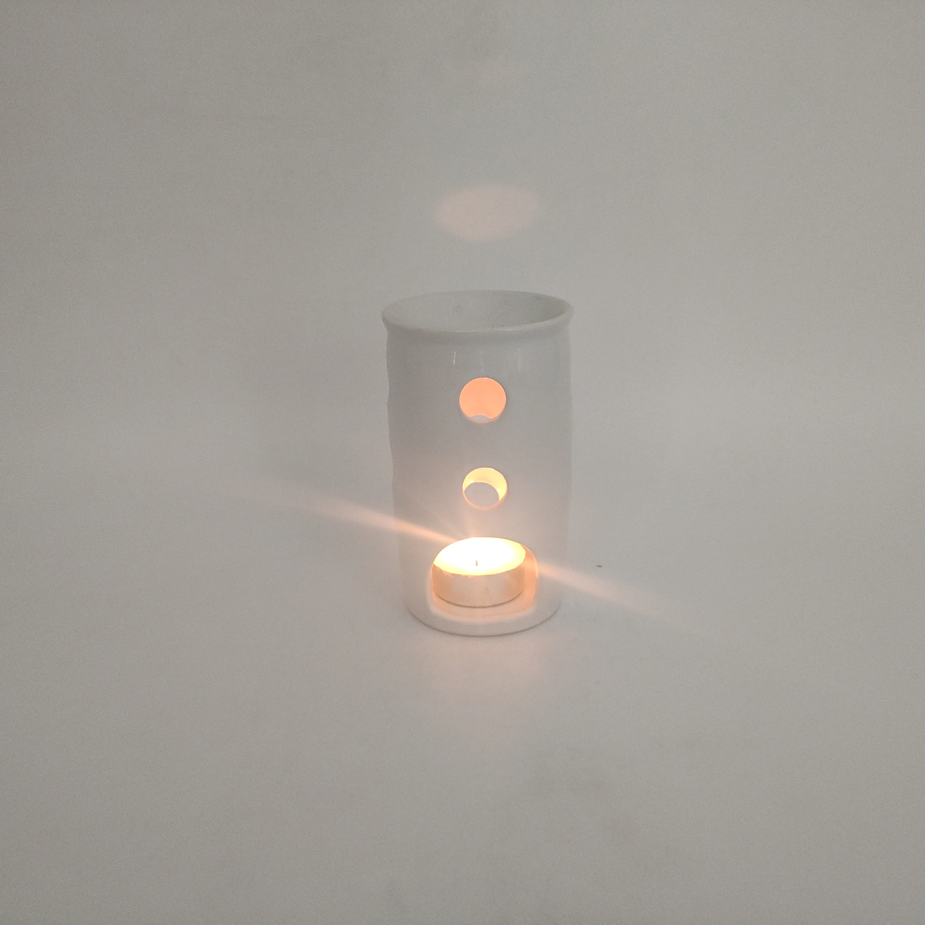 New Ceramic Wax Melt Candle European Style Simple Pure White Ceramic Aroma Base Essential Oil Stove Household Warmer