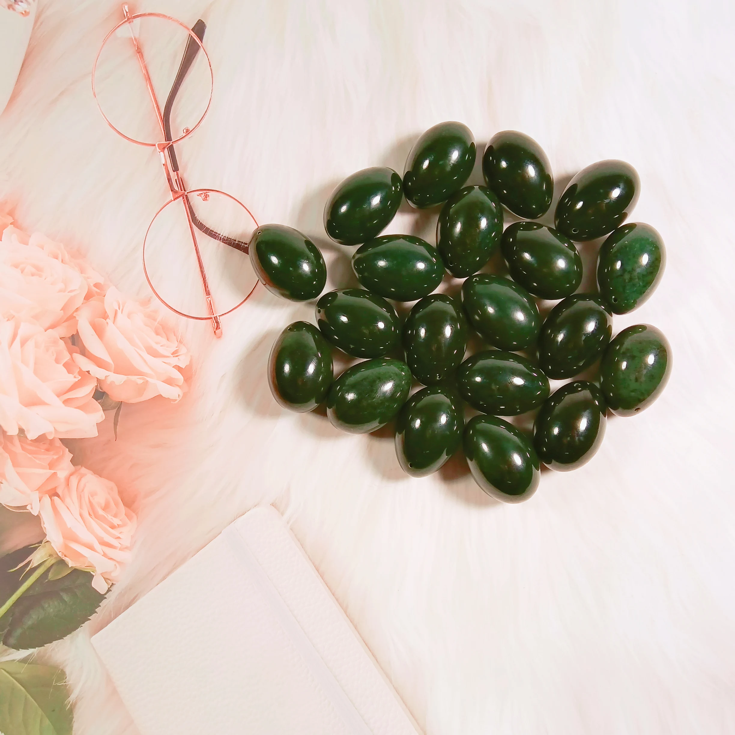 Nephrite Jade Yoni Egg craftsfor Fire Pit Aquarium Succulent Garden Decorations