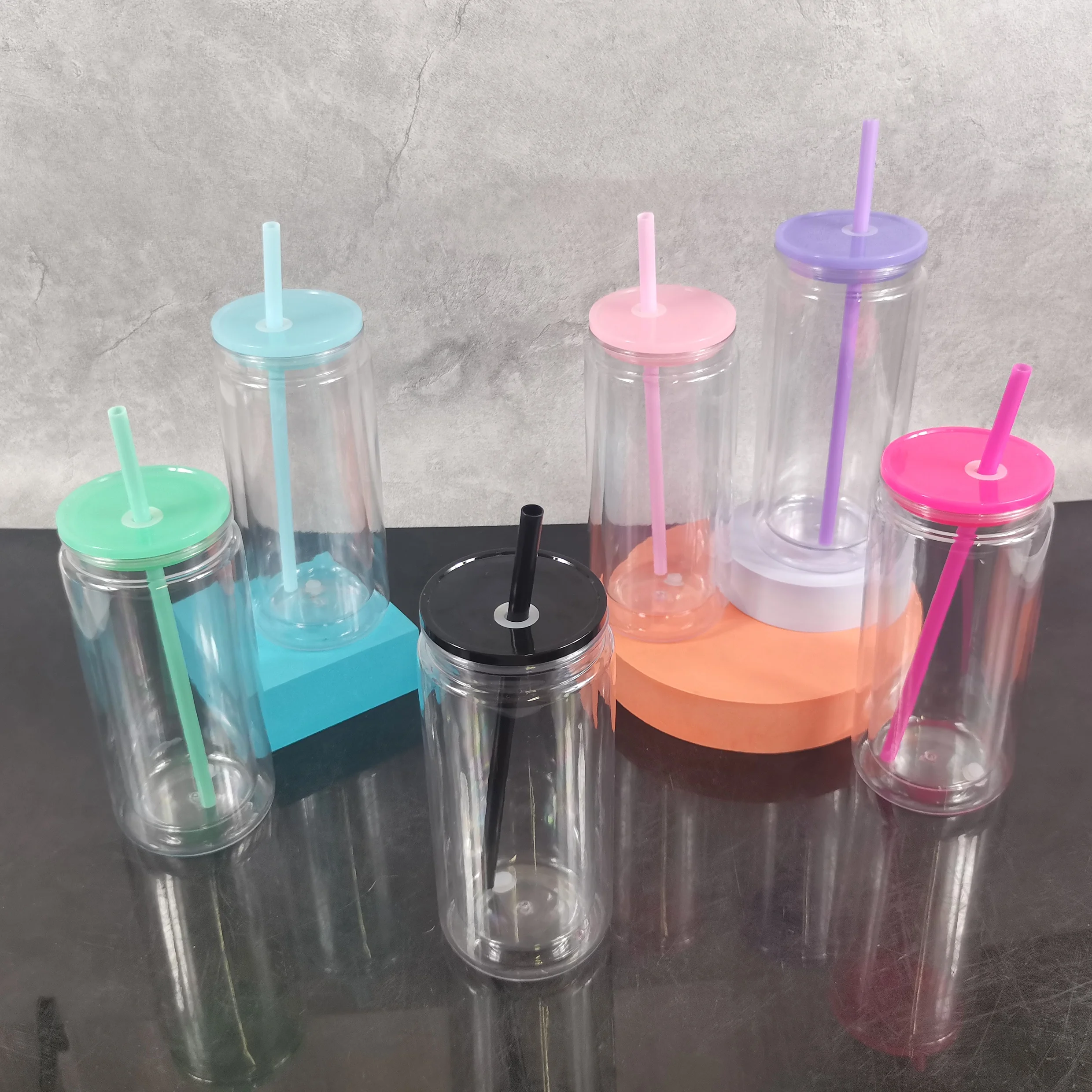 Reusable 16oz 20oz Transparent Snow Globe Plastic Cup with Lid and Straw Double Walled Pre-drilled Glitter Acrylic Can Tumbler