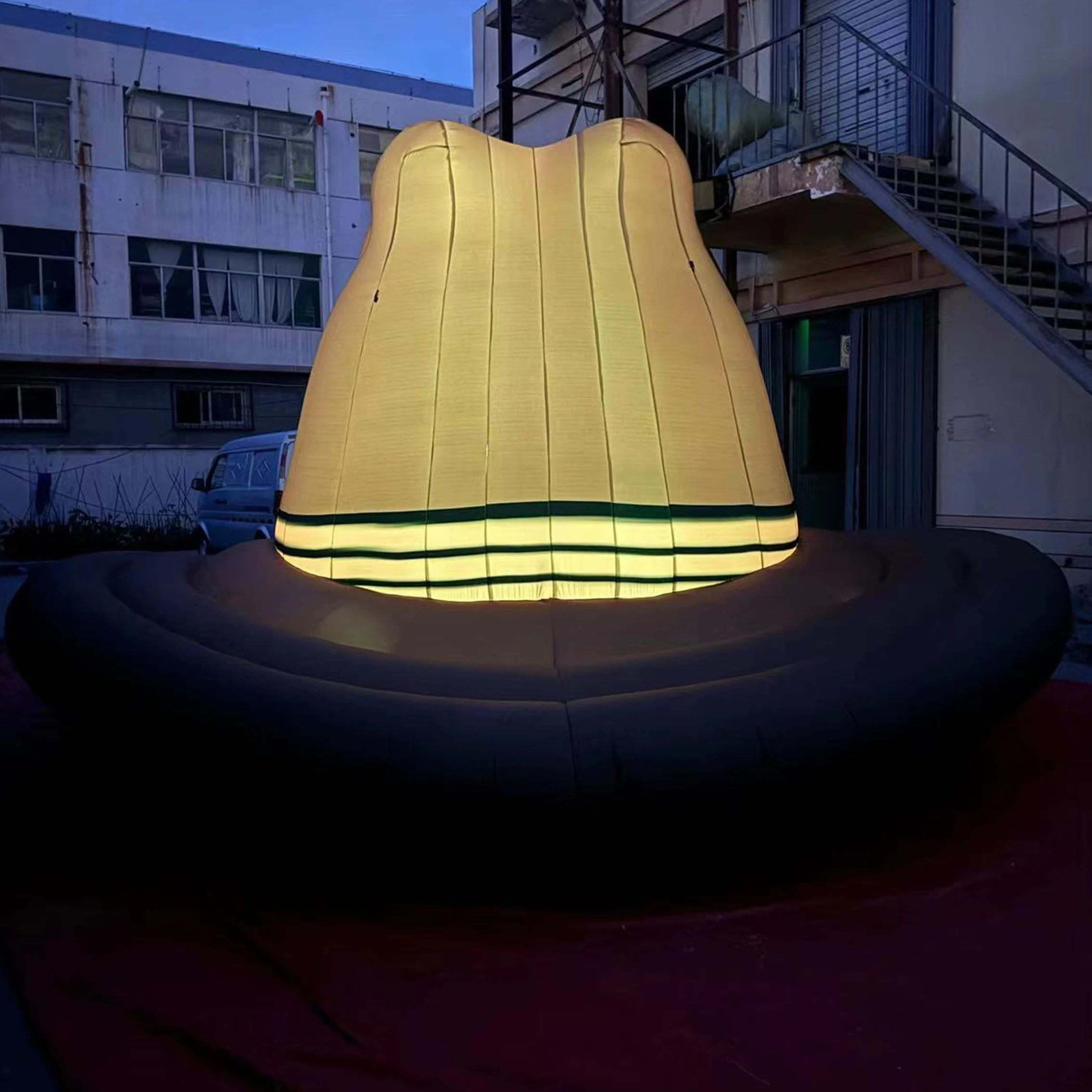High quality PVC inflatable cowboy hat durable PVC blow up cool hat giant cowboy hat for events