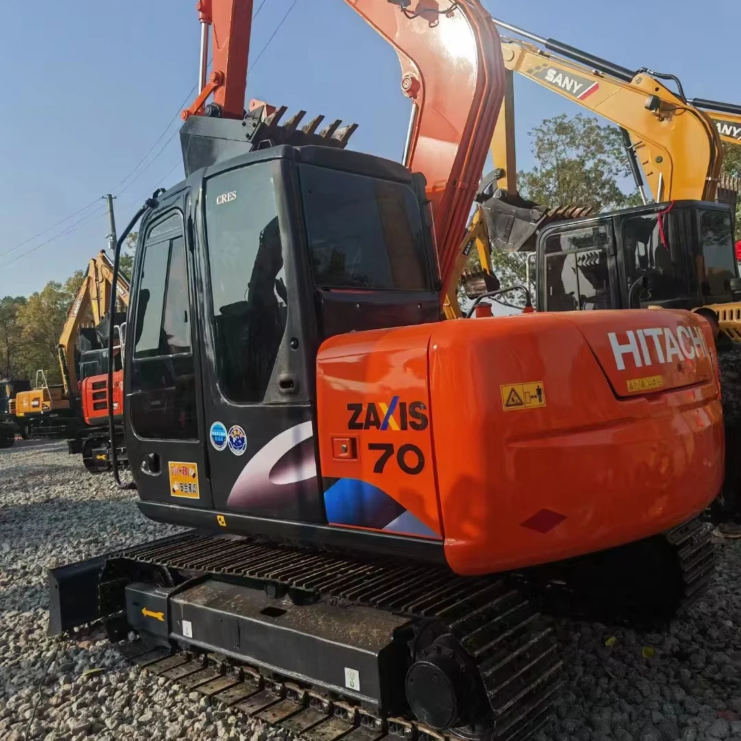 Used DOOSAN ZX70 Excavator Competitive Price 22Ton Operating Weight Core Gearbox Engine Pump Motor Core Components