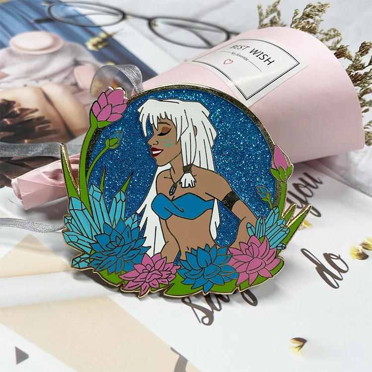 Крупные партии, индивидуальная мультяшная печатная Золотая блестящая металлическая жесткая эмалированная булавка для лацкана без минимального количества