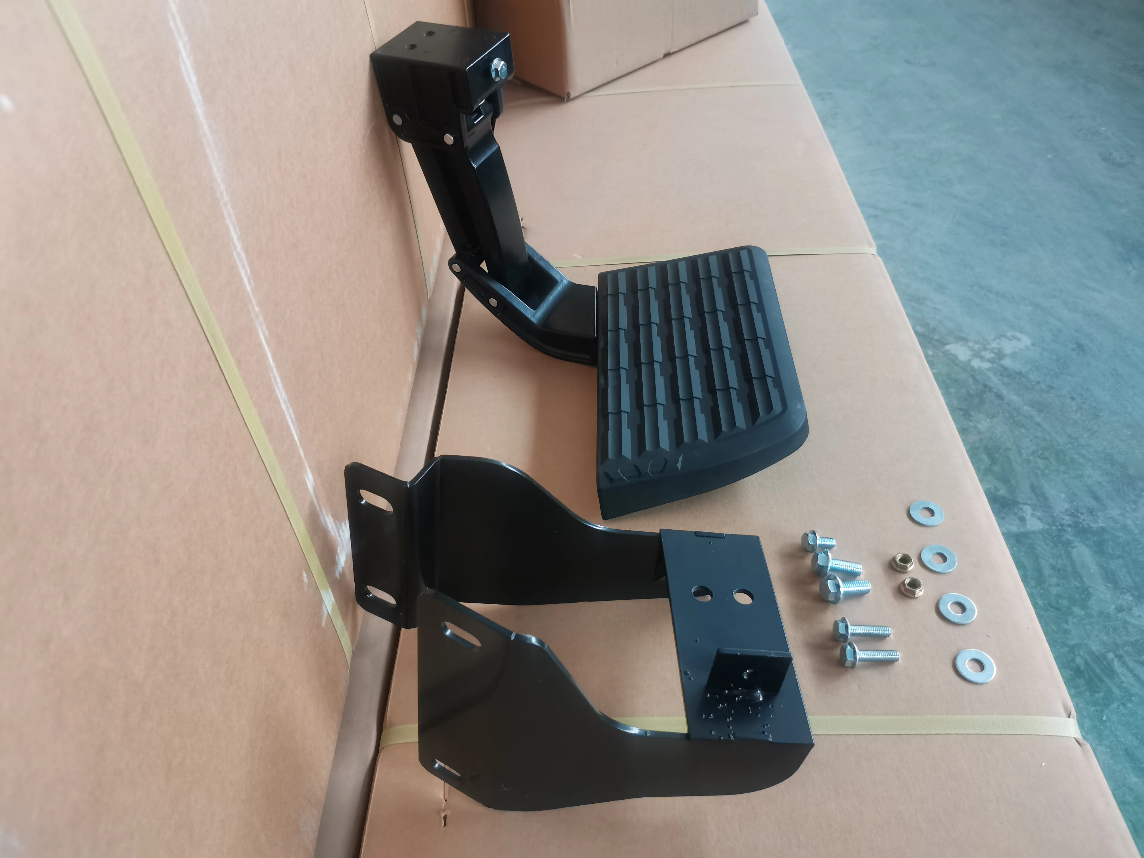 Universal tailgate step 4x4 rear pedal step rear bumper step for isuzu