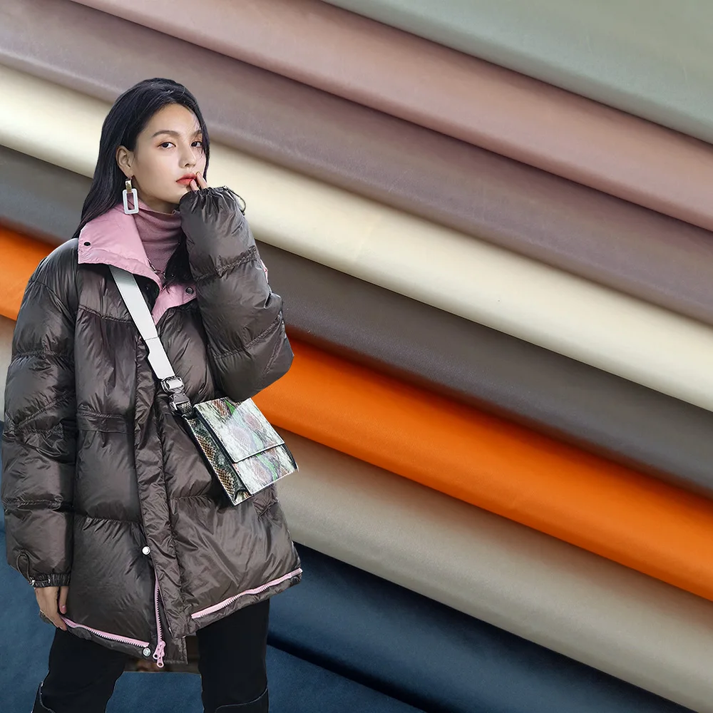 Производитель, легкая блестящая нейлоновая (полиамидная) ткань 20D с защитой от пуха