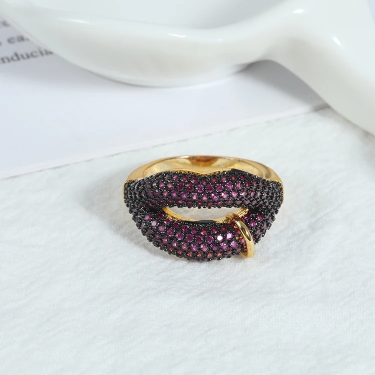 Custom Crystal Colorful CZ Rings Jewelry For Women Lip Shaped Ring Kiss Ring