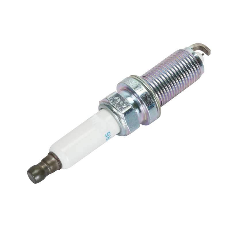 Spark Plug 12122158252 For BMW E60 E61 E63 E64 520I 540I N42 N43 N46 12120032135 12120032134  0242235776