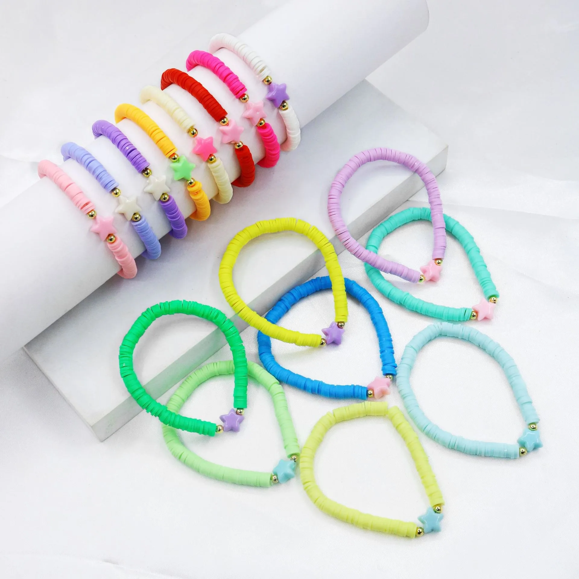 Boho Bracelet Rainbow Polymer Clay Beads Bracelet Star Beaded Bracelet Polymer Clay Stackable Charm for Women Girls Teens