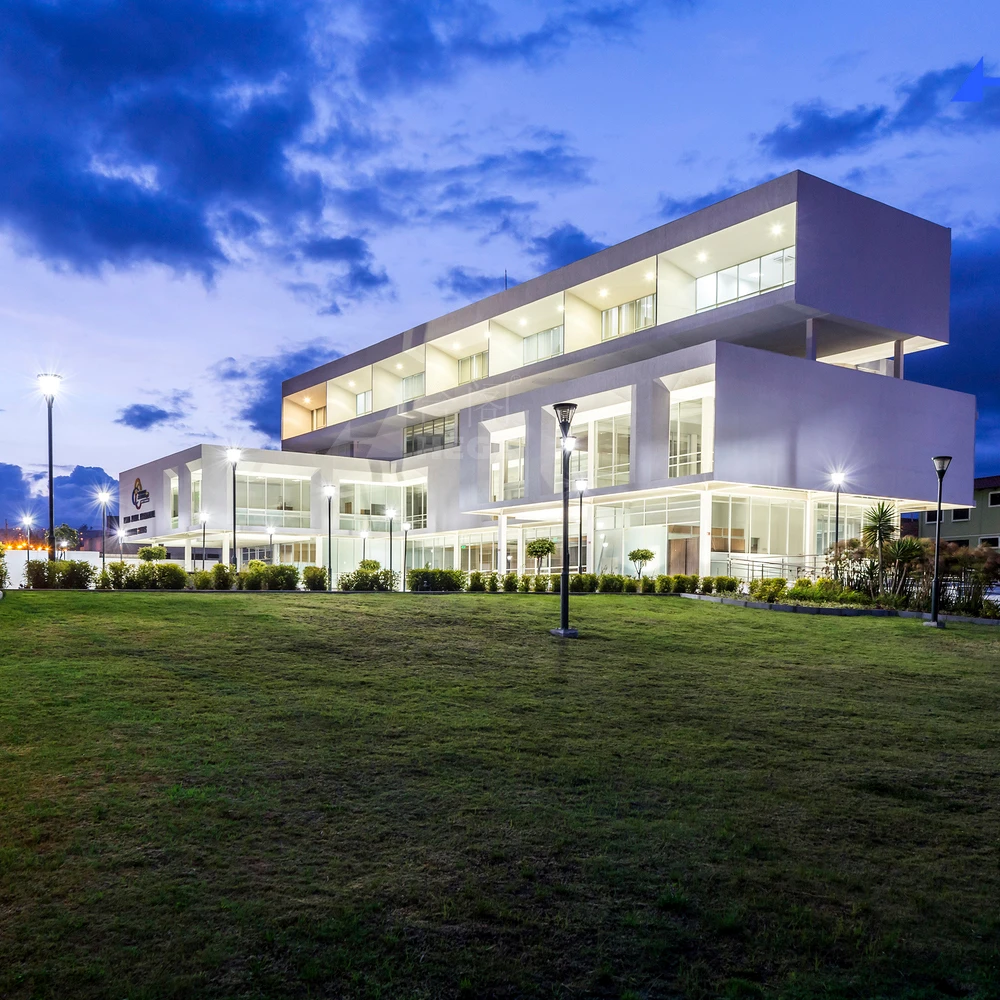 Steel structure building