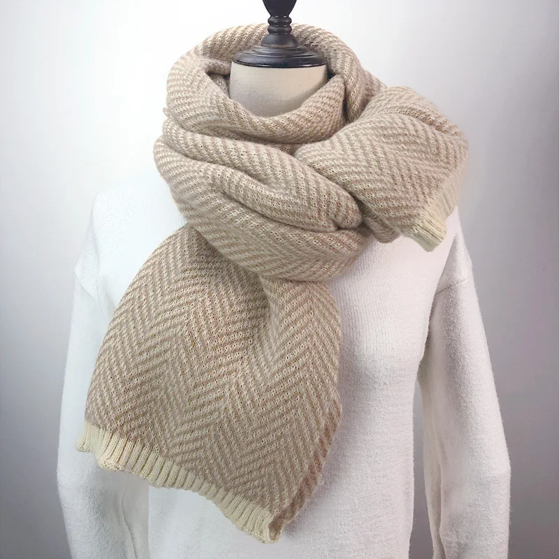 Hot Selling Casual Six Colors Polyester Jacquard Fall Decorated Stripe Ladies Knitted Scarf