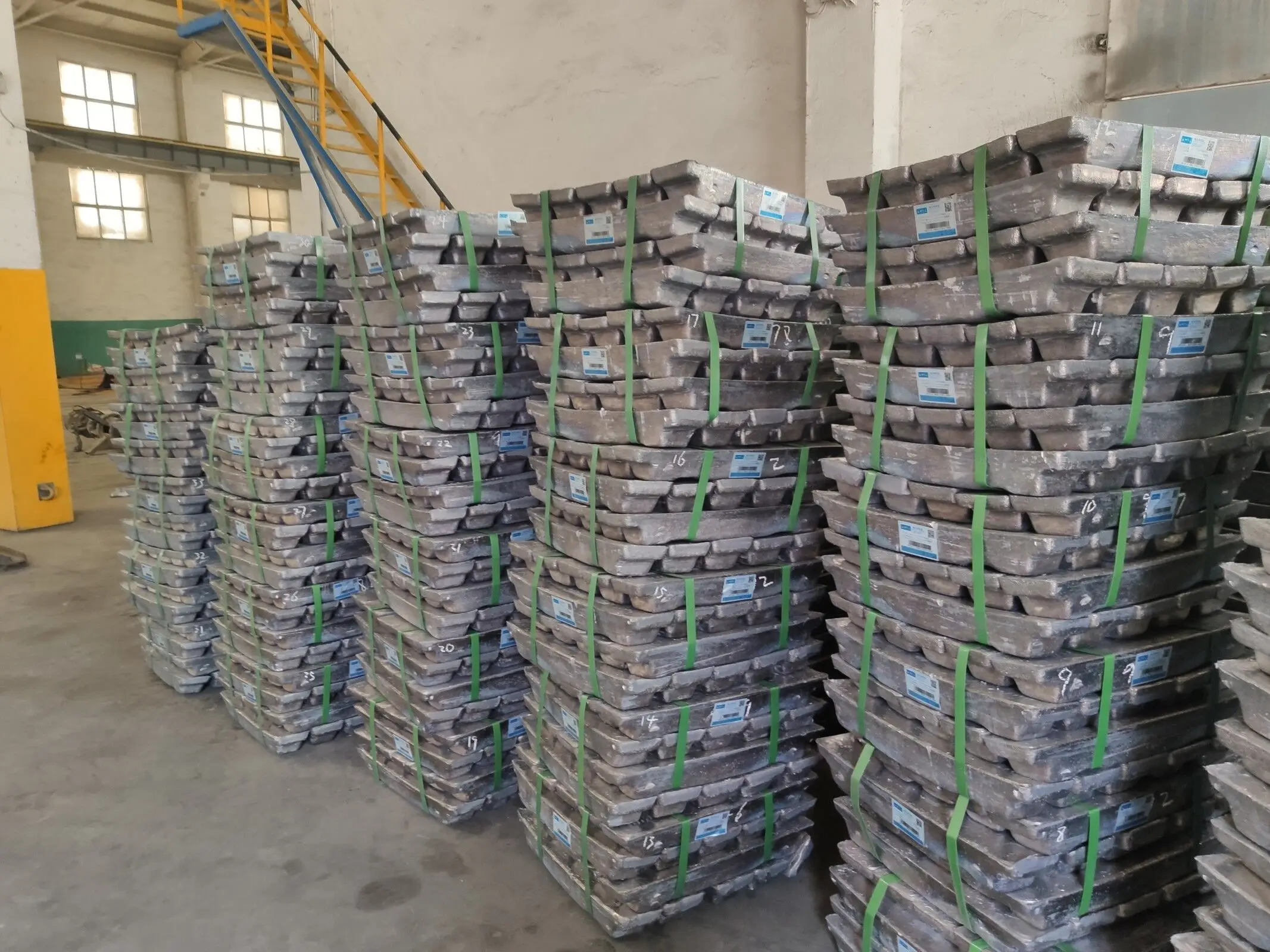 High Grade Customized 99.99% Purity Ingots Price Lead Ingot For Casting
