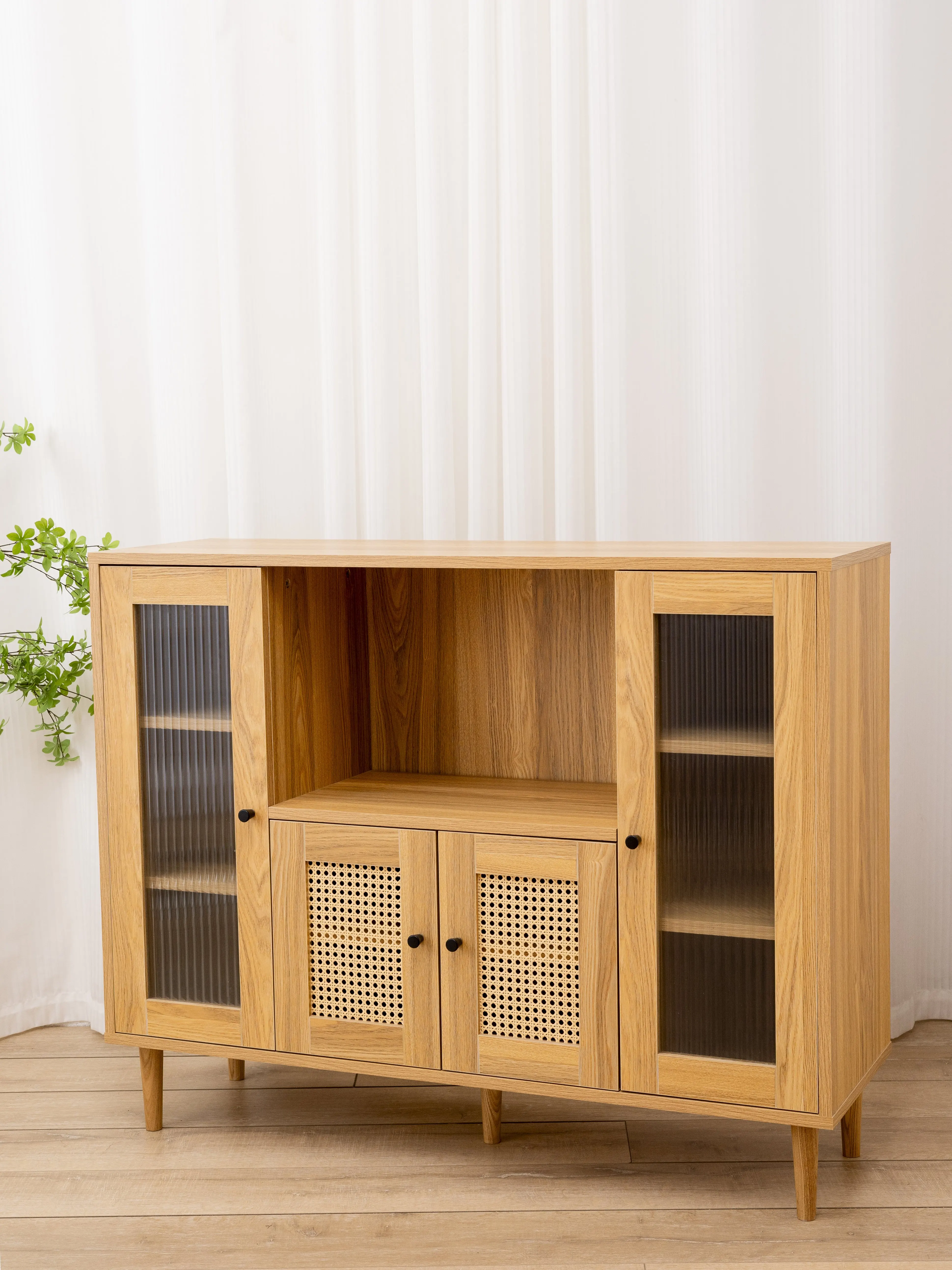 Multifunctional Solid Wood Storage Classic Sideboard Cabinet Antique 4-door Wooden Buffet/ Dining Room Storage Cabinet