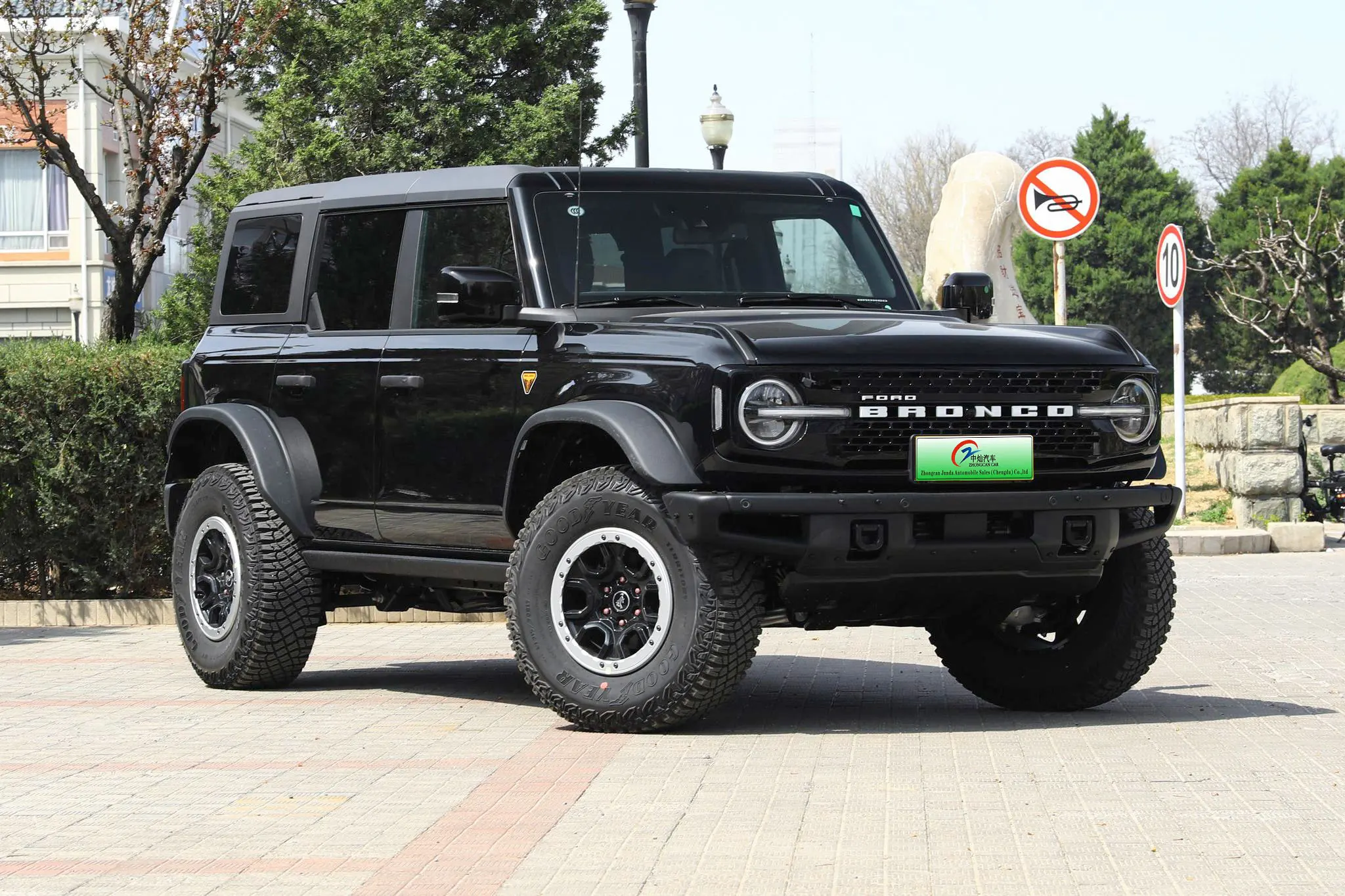 2024 Bronco Car Ford 4x4 2.3T Luxury SUV Car Bronco Raptor Adult Vehicle 275ps Bronco Buy Onlian