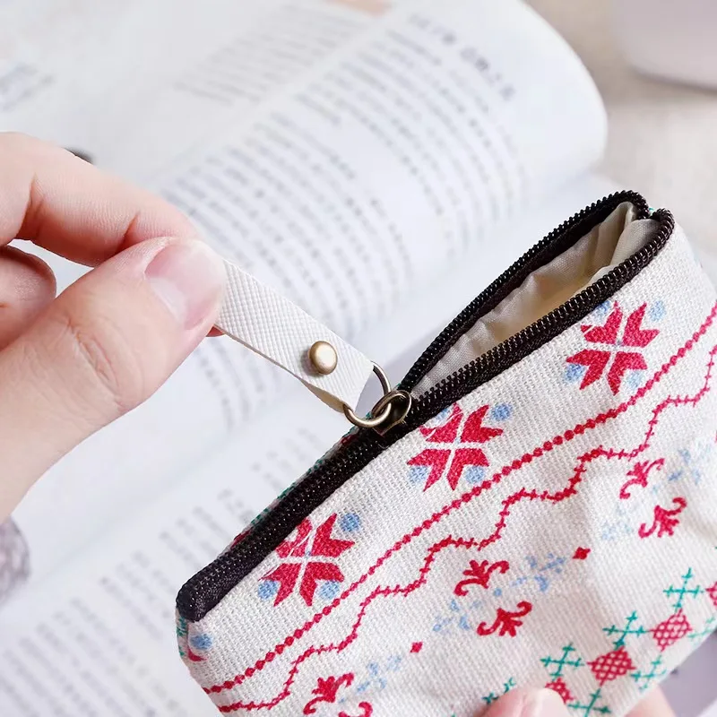 Fabric Makeup Wash Handbag card holder Cotton Canvas cute coin purse designed Mini Zipper wallets for children