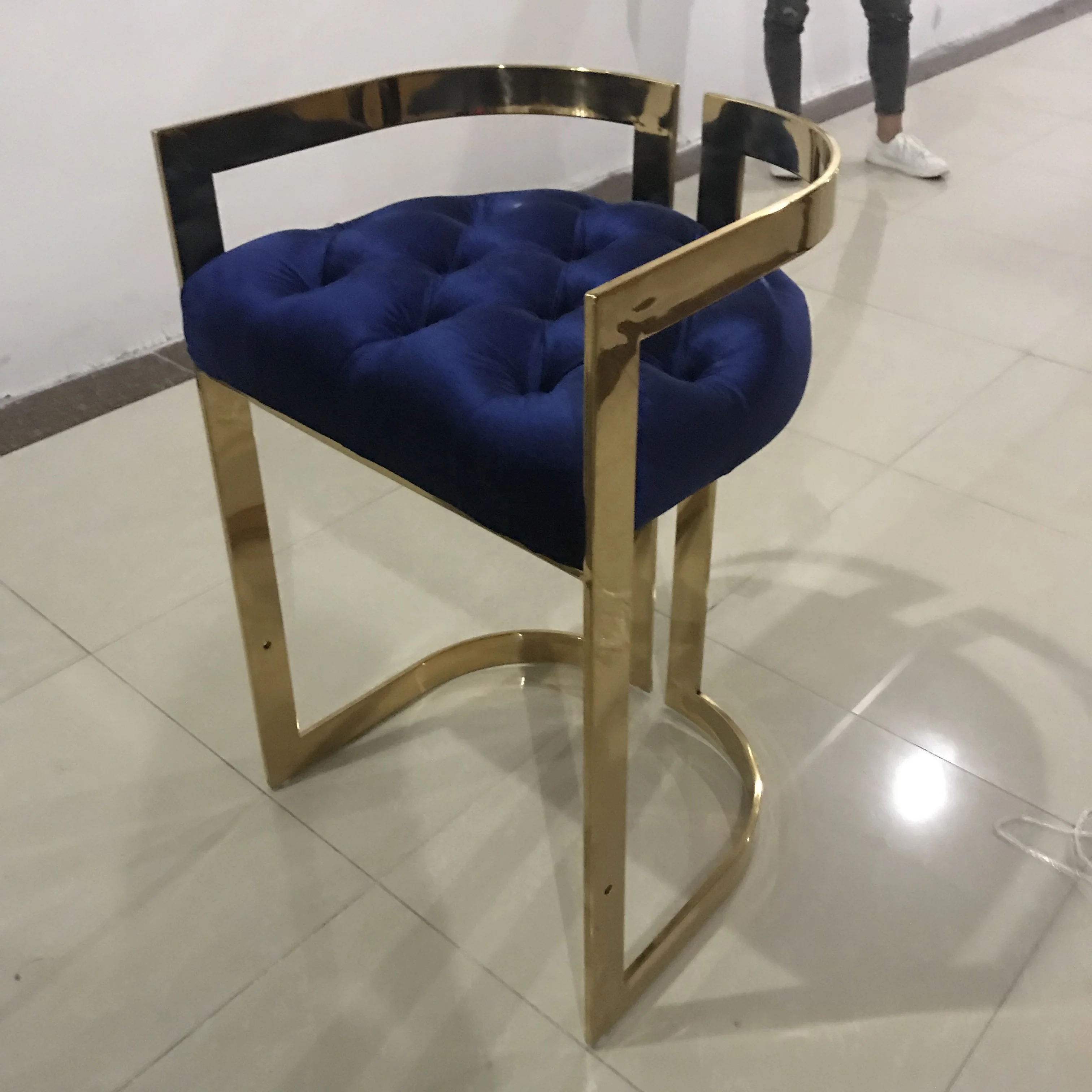 
Contemporary Visionnaire Gold Stainless Steel Counter Chair Luxury Bar Stool 