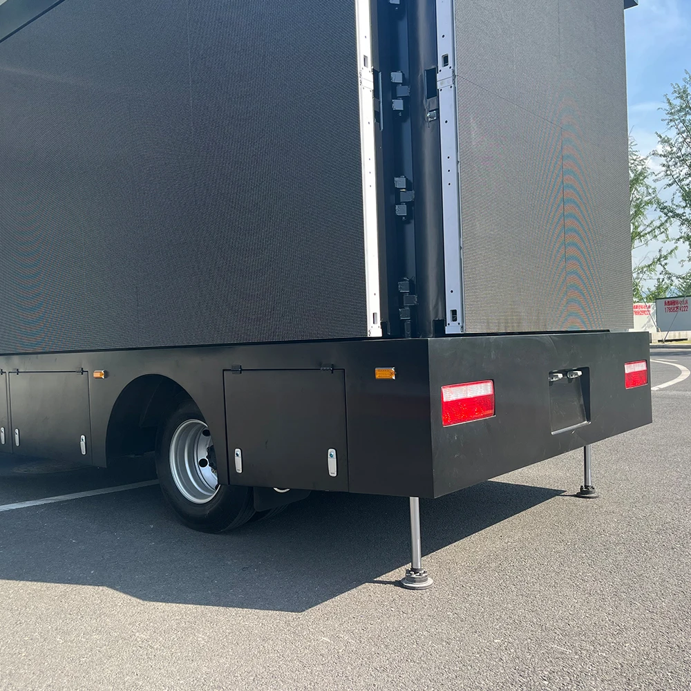 2024 Outdoor mobile advertising truck led screen billboard truck 10 meters rear screen 3sides screen truck