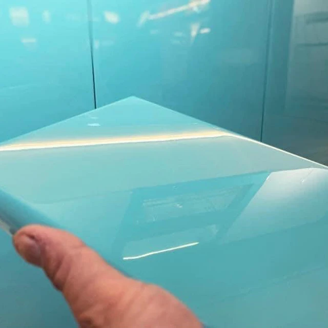 Nitrocellulose or Polyurethane varnish with High Adhesive Good Covering for wood