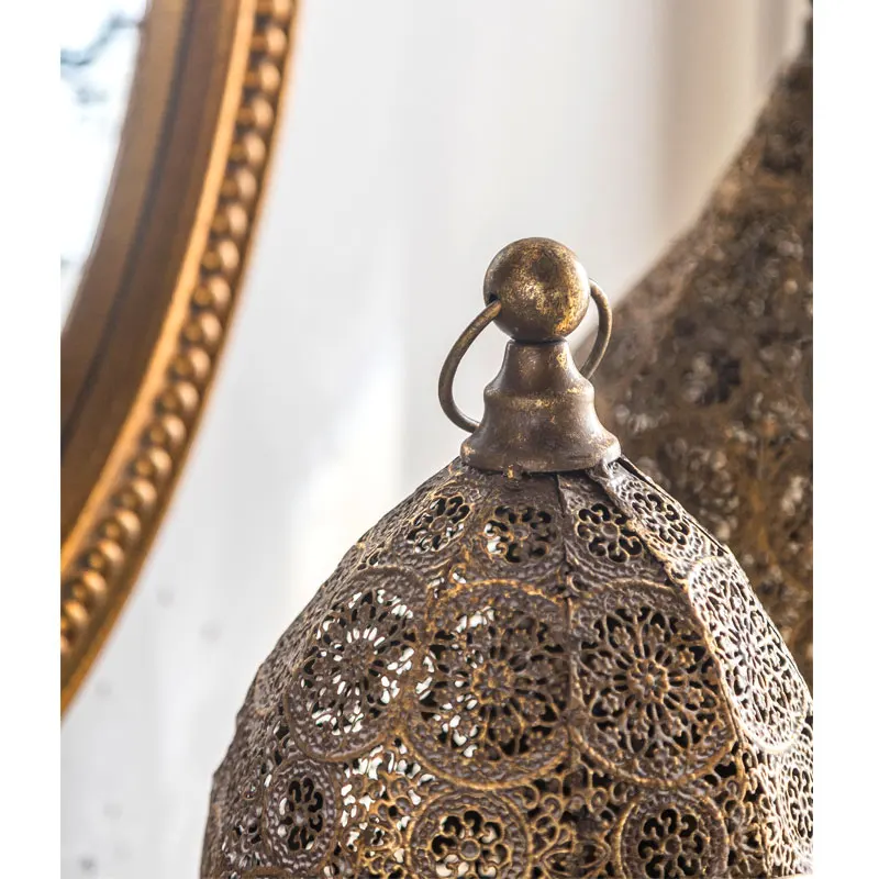 Bohemian Style Lantern Design Metal Candle Jar Table Candle Stand For Pillar Candle Holder For Home Decor