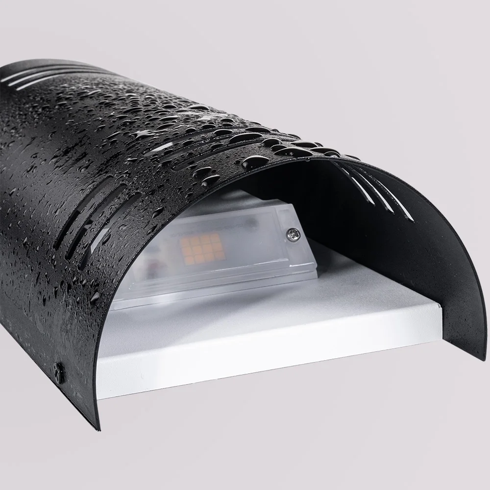 Modern Design Outdoor Wall Sconce IP65 Waterproof LED Up And Down Wall Lights 5CCT Switchable LED Wall Lights