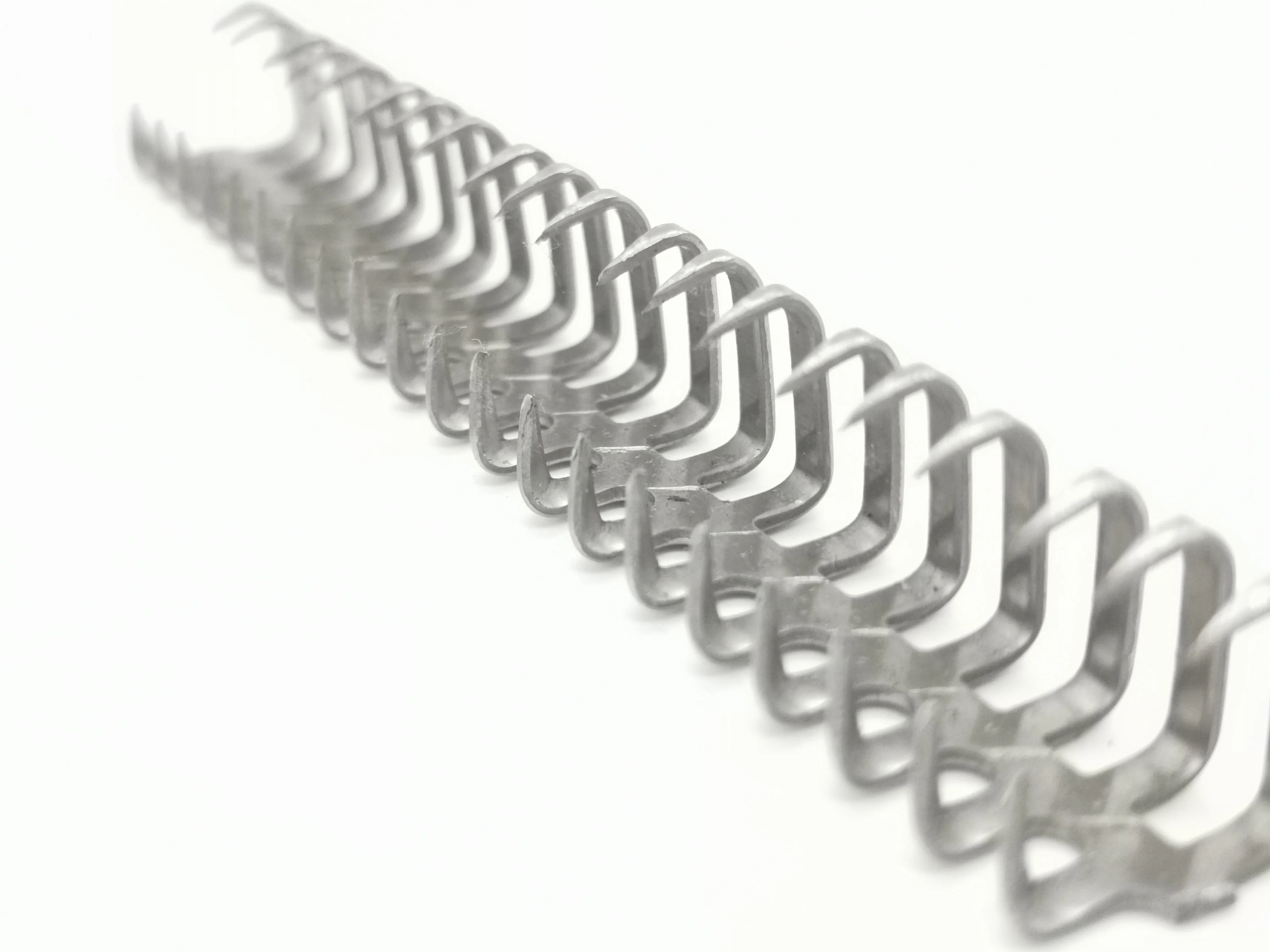 N0.55 Industrial Alligator Staple Fastening System Carbon Steel Conveyor Belt Lacing with Zinc Plated Rivets and Bolts