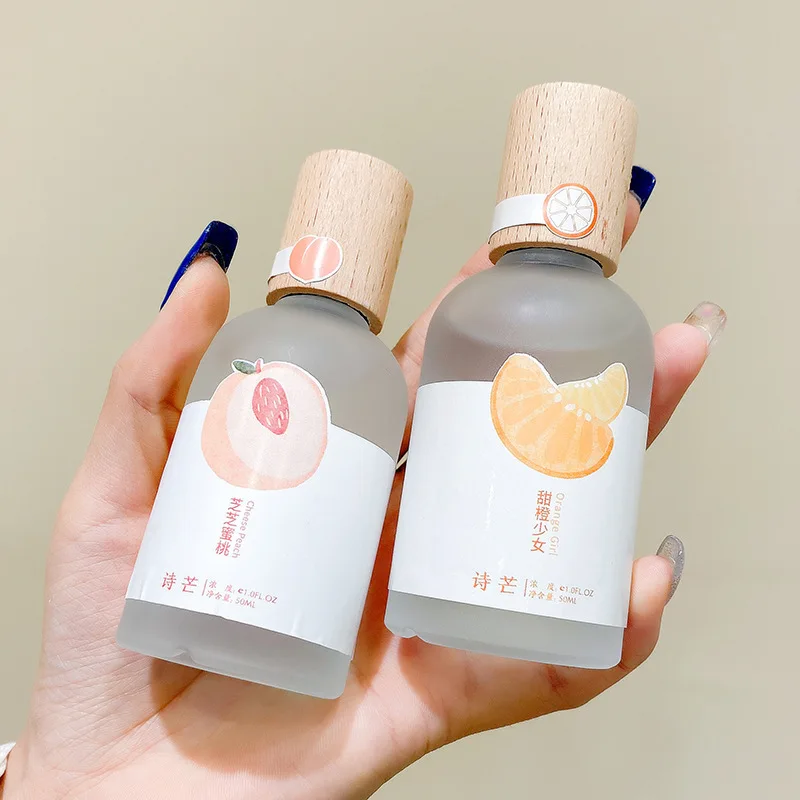 Bestselling perfume for women with lasting fragrance Light perfume with floral and fruity notes