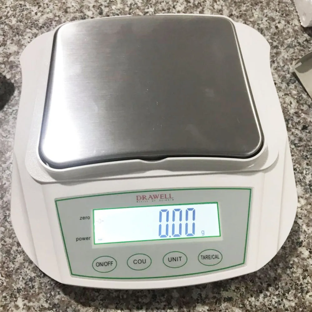 Лабораторные электронные весы YP1002 точные 0 01