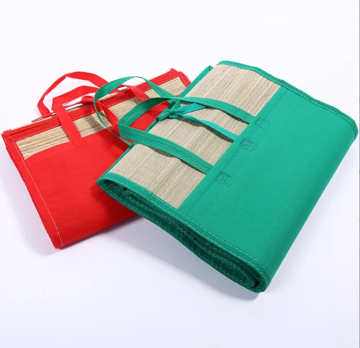 Two Fold Eco-Friendly Sea Weed Beach Mat Portable Straw Beach Travel Mat For Summer