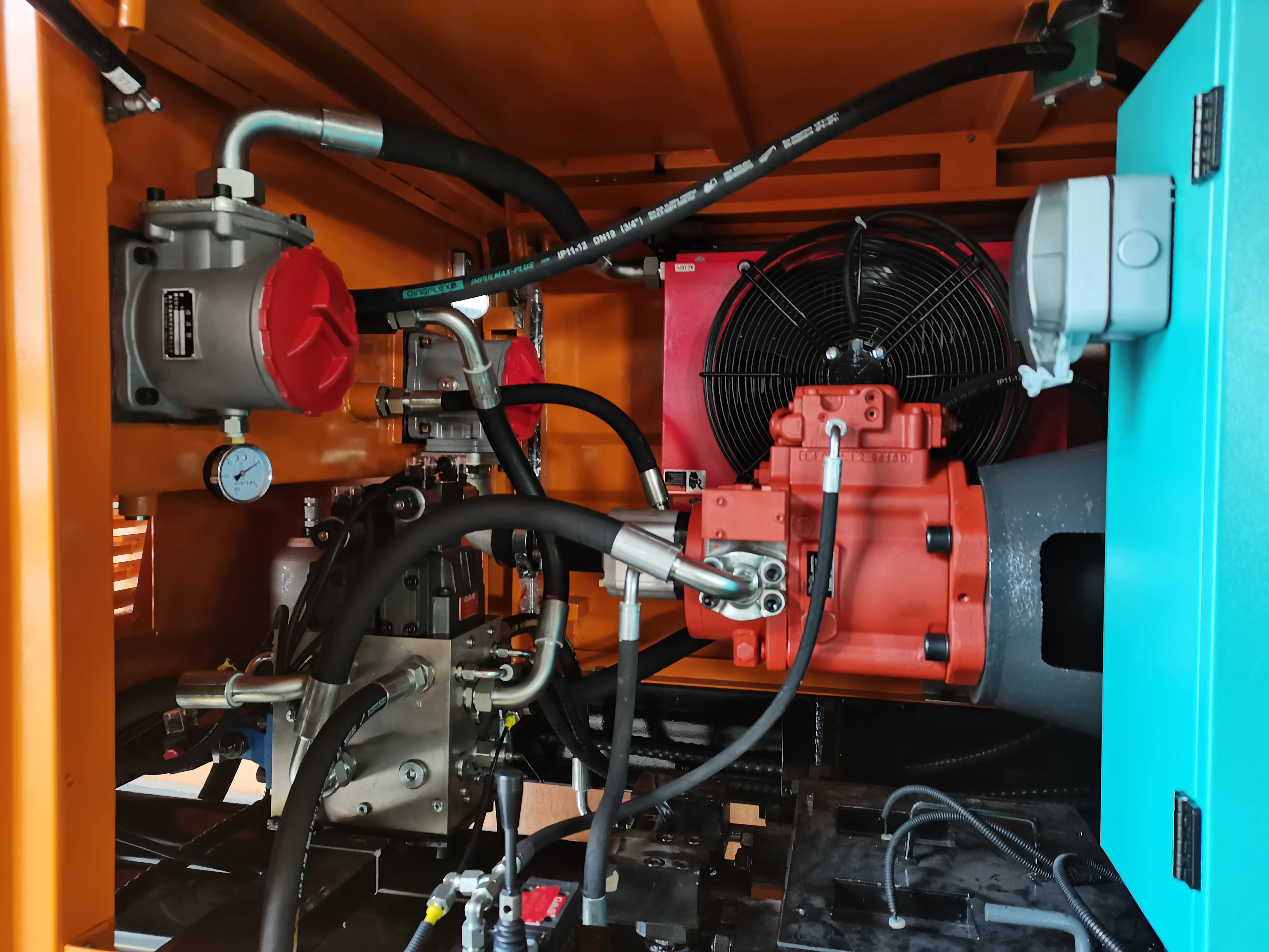 HOT SALE China Refurbished Pump Used ZOOMLION Concrete Trailer Pumps  HBT40.10.60RS With Long service life wearing