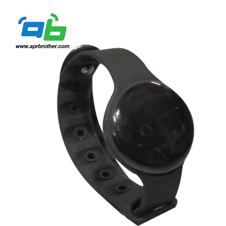 BLE 4.0 Wristband Beacon and Eddystone compatible for tracking