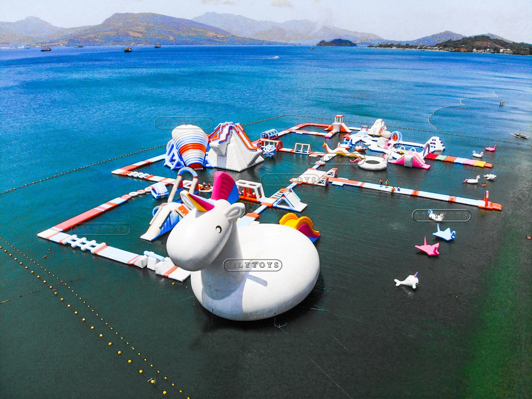 Floating island inflatable water park inflatable Aqua park inflatable toboggan park with TUV certificate